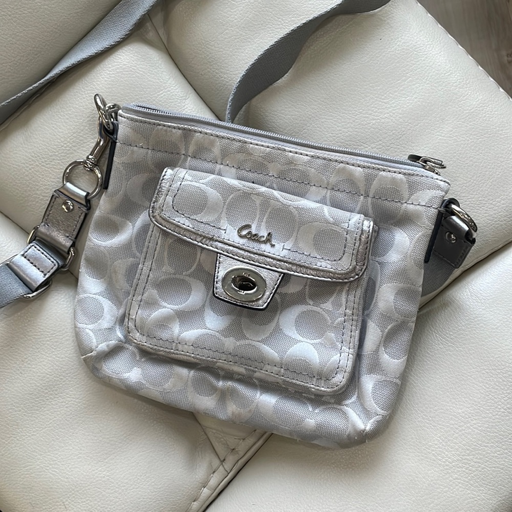 Mini coach crossbody